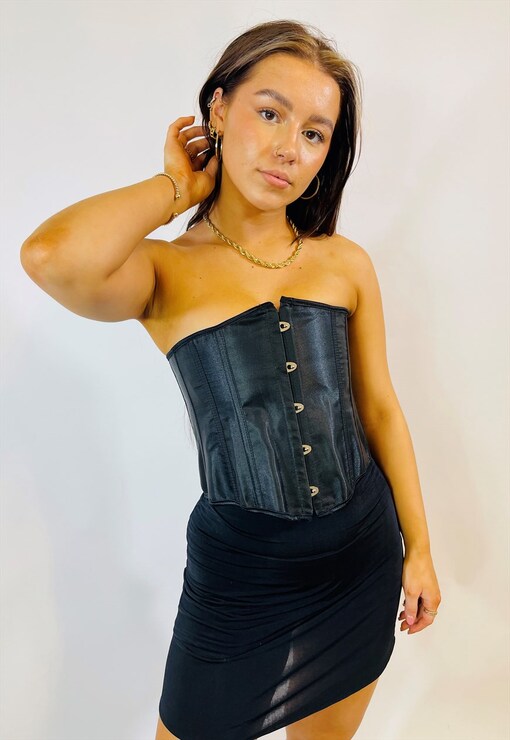 garment image