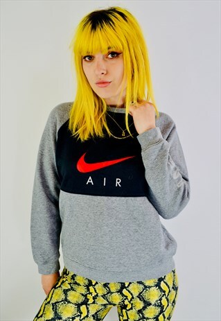 VINTAGE NIKE AIR COLOUR BLOCK SWOOSH SWEATSHIRT