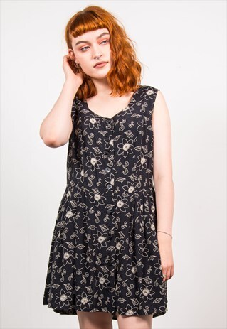VINTAGE 90'S BLACK & WHITE FLORAL PATTERN SLEEVELESS DRESS