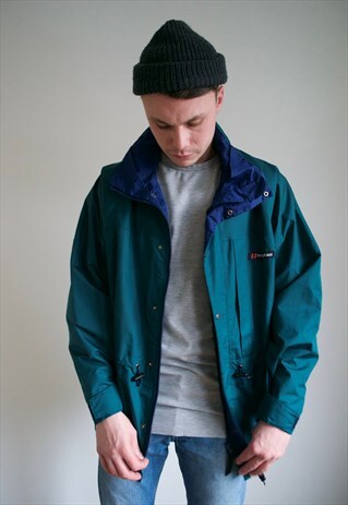 VINTAGE 90'S WATERPROOF BERGHAUS JACKET