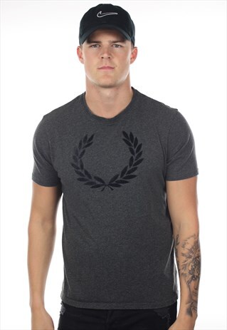 VINTAGE FRED PERRY BIG LOGO T SHIRT