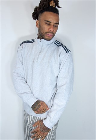 VINTAGE EMBROIDED ADIDAS SWEATSHIRT