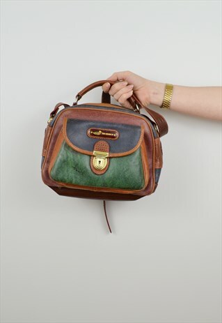 LEATHER SHOULDER BAG