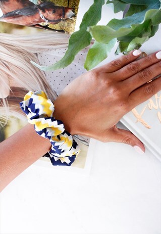 BLUE & YELLOW PRINT SCRUNCHIE HAIR BAND TIE