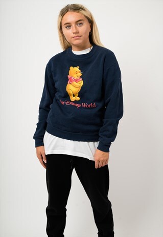 VINTAGE WALT DISNEY WORLD WINNIE THE POOH SWEATSHIRT