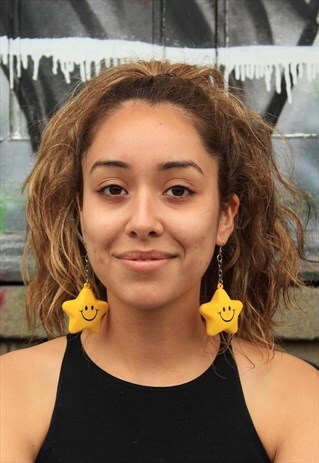 CUTE HAPPY STAR EARRINGS
