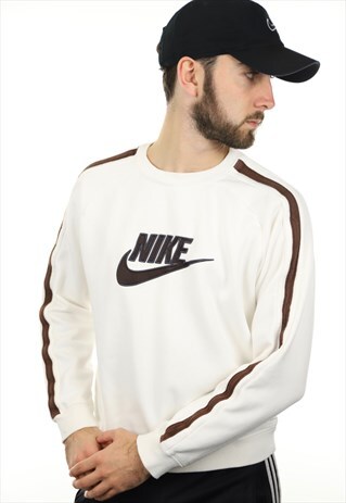 VINTAGE NIKE SWEATSHIRT WHITE