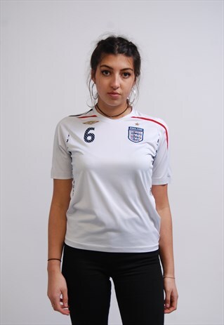 VINTAGE UMBRO ENGLAND FOOTBALL SHIRT