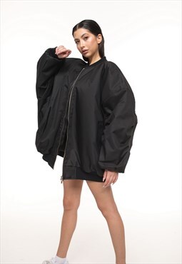 Oversize bomber jacketin black