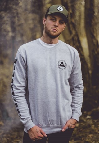 'WANDERLUST' SWEATSHIRT IN GREY