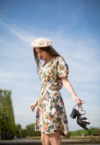 CREAMY FLORAL VINTAGE PLAYSUIT