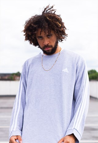VINTAGE 00'S ADIDAS SWEATSHIRT IN GREY AND WHITE