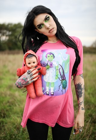 PINK OVERSIZED TEE WITH LUCY AND THE CREATURE DOLL PRINT