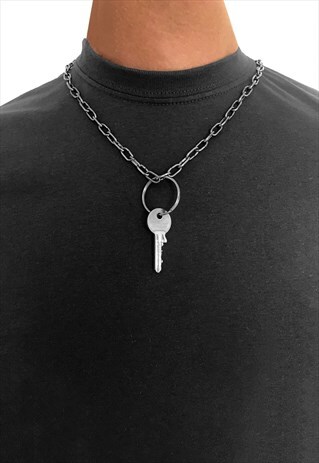 20" KEY PENDANT ON OVAL STEEL CURB NECKLACE CHAIN - SILVER
