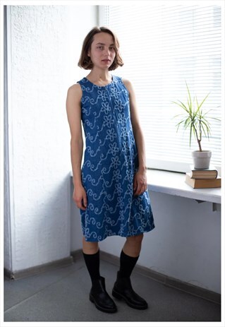 VINTAGE 70'S BLUE DENIM TEXTURED MINI SLEEVELESS DRESS