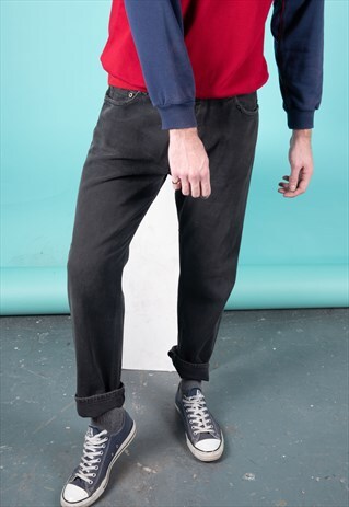 VINTAGE LEVI'S 501 JEANS IN BLACK DENIM