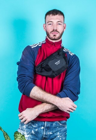 VINTAGE BUMBAG IN BLACK