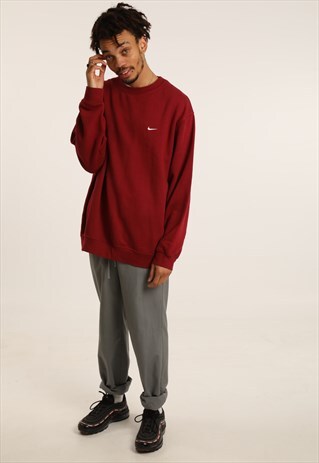 VINTAGE NIKE EMBROIDERED LOGO SWEATSHIRT