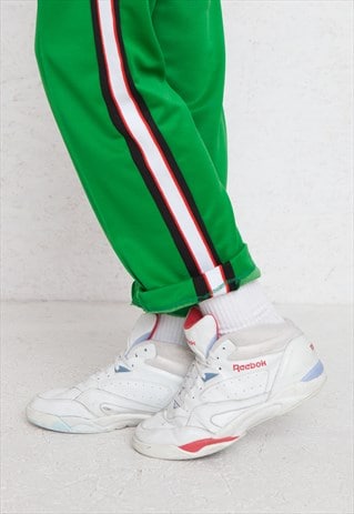 VINTAGE WHITE REEBOK LEATHER TRAINERS