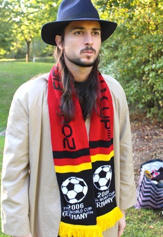 VINTAGE 2006 FIFA WORLD CUP GERMANY FOOTBALL SOCCER SCARF