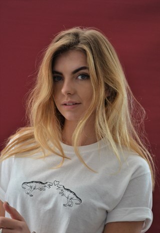 EMBROIDERED DINOSAUR HEART WHITE T-SHIRT