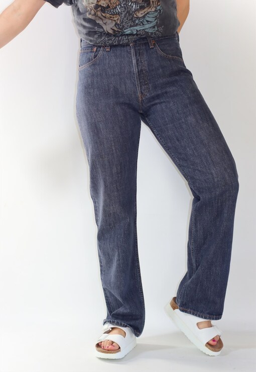 garment image