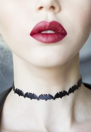 BLACK SILK BAT CHOKER - HALLOWEEN