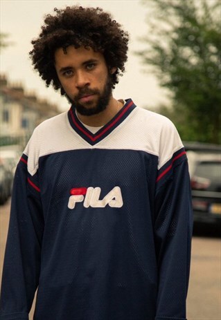 VINTAGE FILA V NECK JUMPER IN A TWO TONE WHITE AND NAVY