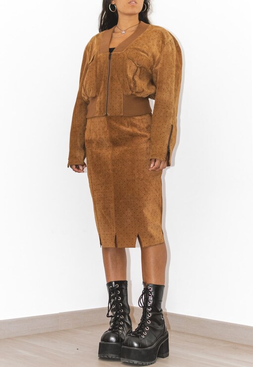 garment image