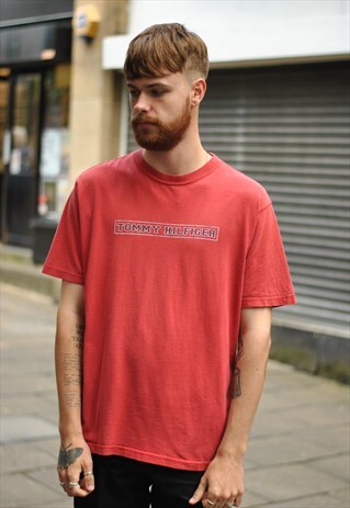 VINTAGE TOMMY HILFIGER SPELL OUT TSHIRT