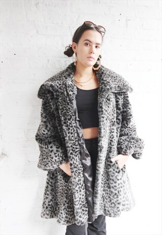 VINTAGE LADIES LEOPARD PRINT JACKET