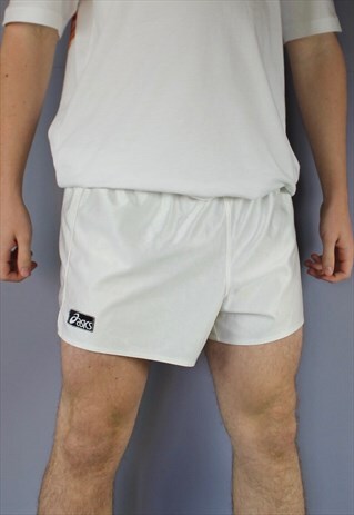 VINTAGE ASICS RUNNER SHORTS IN WHITE WITH EMBROIDERED LOGO A