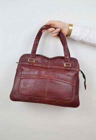 MAROON SHOPPER