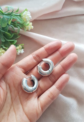 VINTAGE STERLING SILVER CHUNKY HINGED HOOP EARRINGS