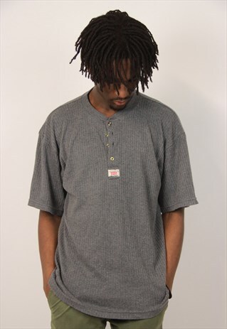 VINTAGE LEVIS TSHIRT