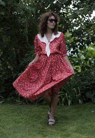 VINTAGE 70'S RED/WHITE POLKA DOT SHORT PUFF SLEEVED DRESS