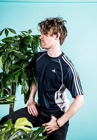 ADIDAS VINTAGE 1990S NAVY BLUE AND WHITE T-SHIRT