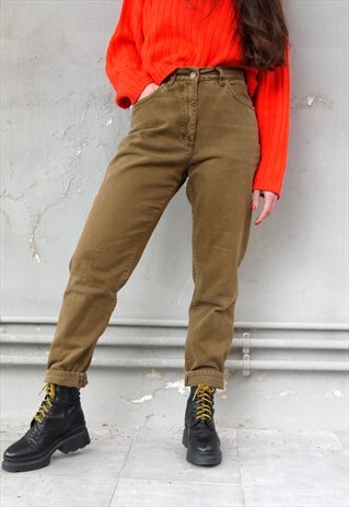 VINTAGE HIGH-WAISTED MOM JEANS