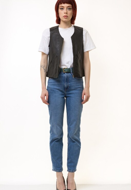 garment image
