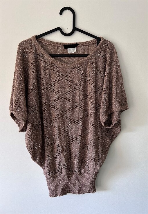 garment image