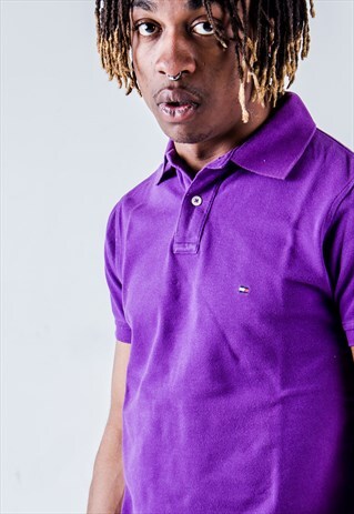 VINTAGE 90S TOMMY HILFIGER SLIM FIT POLO SHIRT IN PURPLE
