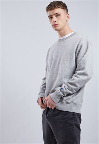 VINTAGE CHAMPION SWEATSHIRT