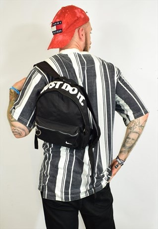 VINTAGE 90S NIKE BLACK MINI FESTIVAL BACK PACK BAG