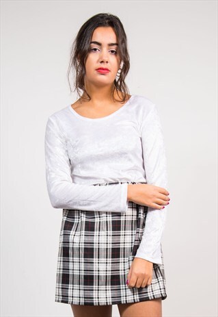 VINTAGE 90'S WHITE CRUSHED VELVET LONG SLEEVE TOP