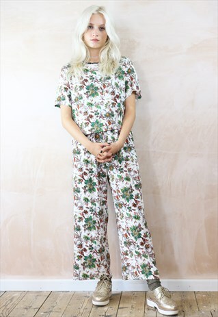 CROPPED TROUSERS AND BOX TOP CO-ORDINATES IN FLOWER PRINT