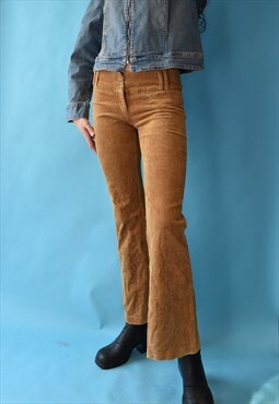 Vintage Y2K Size S 70s Style Corduroy Flared Jeans in Brown.
