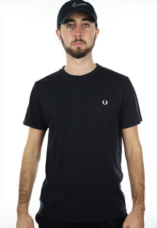 VINTAGE FRED PERRY SMALL LOGO T SHIRT TEE