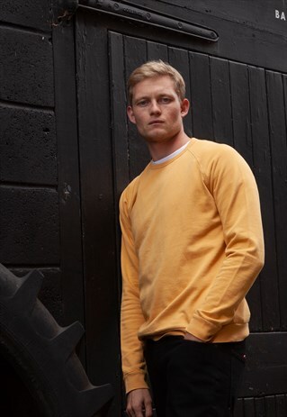 RAGLAN SWEATSHIRT IN MUSTARD