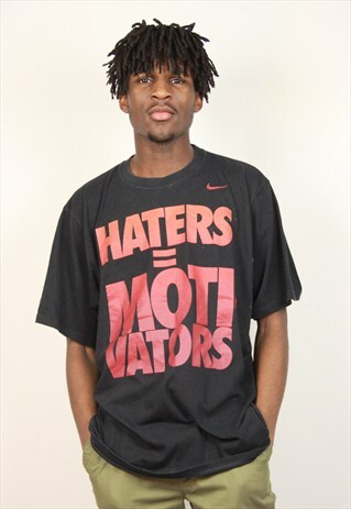 VINTAGE NIKE TSHIRT