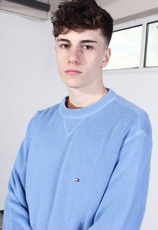 VINTAGE TOMMY HILFIGER BLUE KNITTED JUMPER